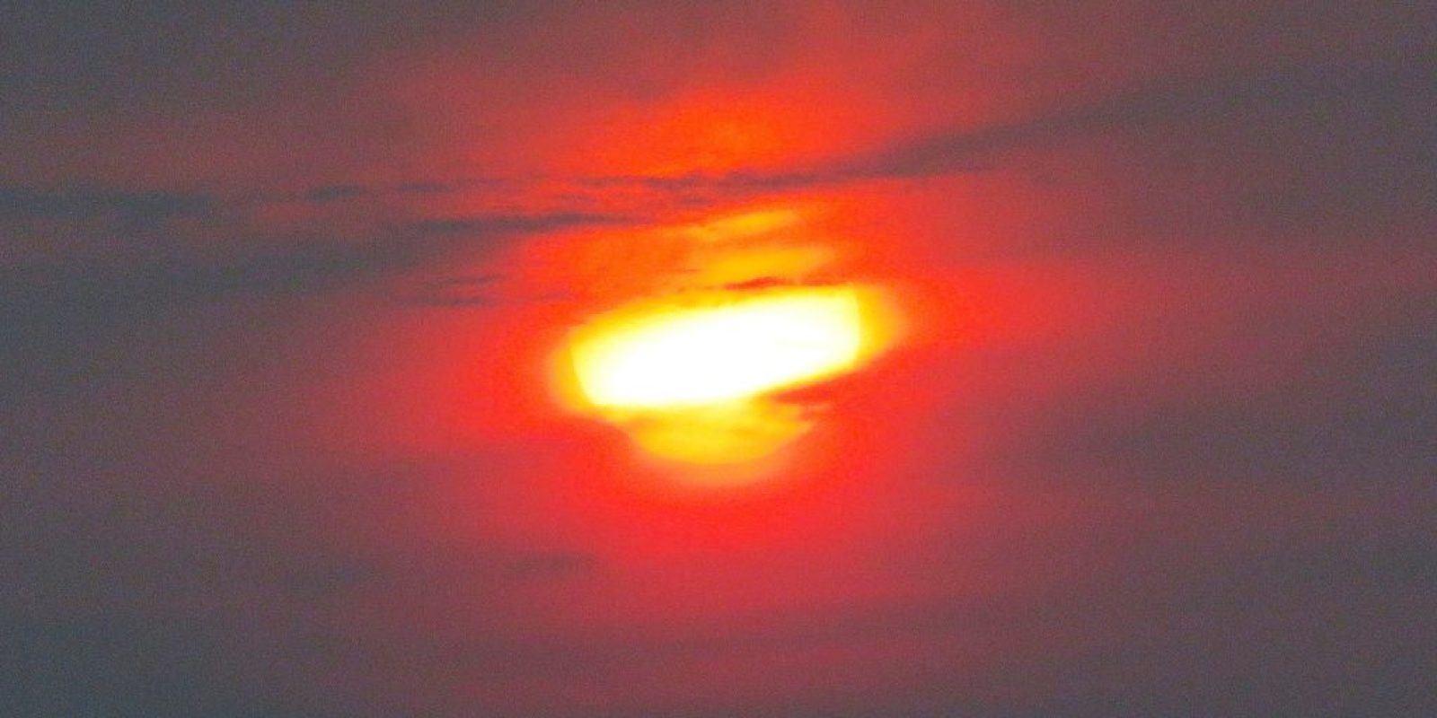 Interesting sunset pics in Alburgh, Vermont last night