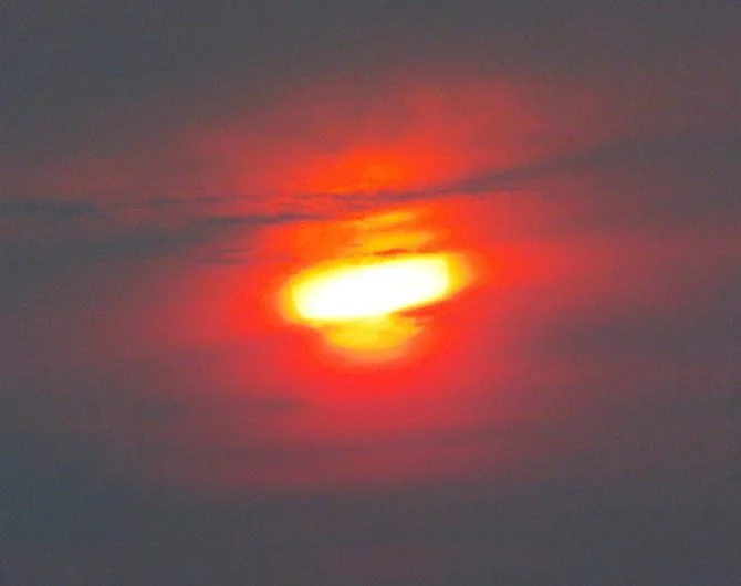 Interesting sunset pics in Alburgh, Vermont last night